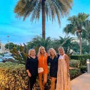 Meet your Posher, Joy